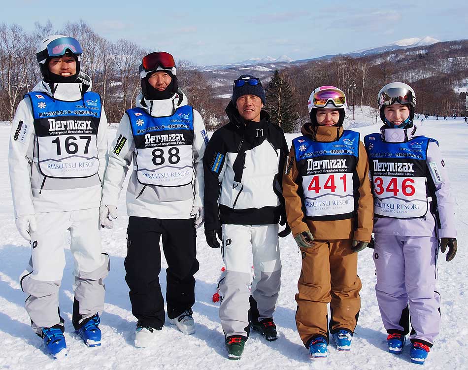 第62回全日本スキー技術選手権大会 ONYONEチーム