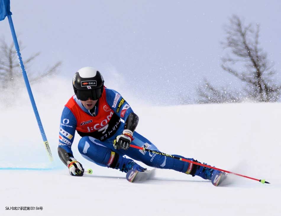 男子大回転 3位　若月　隼太選手(ホテルロッソスキークラブ)